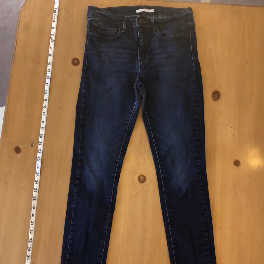 Levi jeans